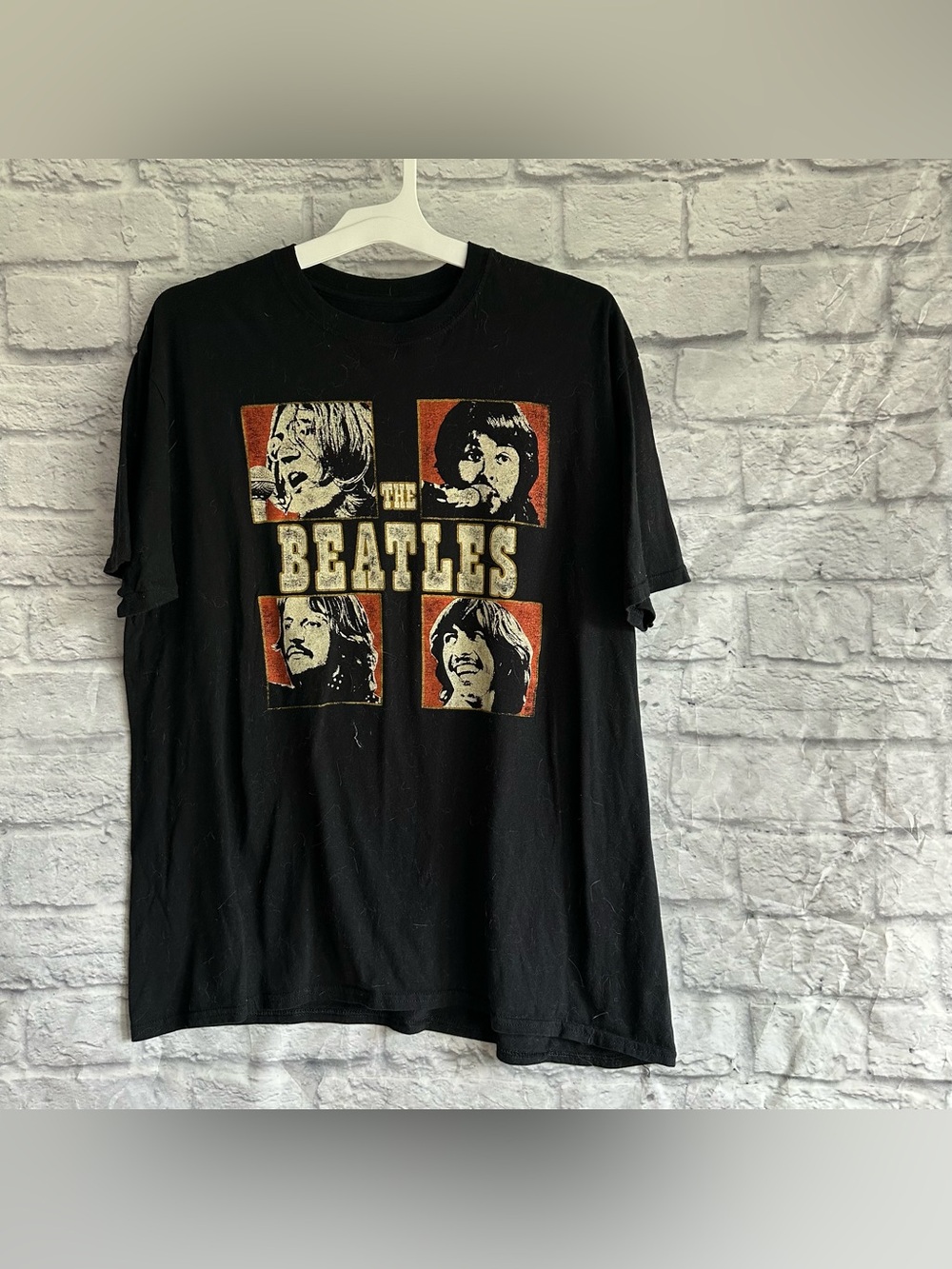 PREOWNED THE BEATLES BLACK SHORT SLEEVE TSHIRT WOMENS XL